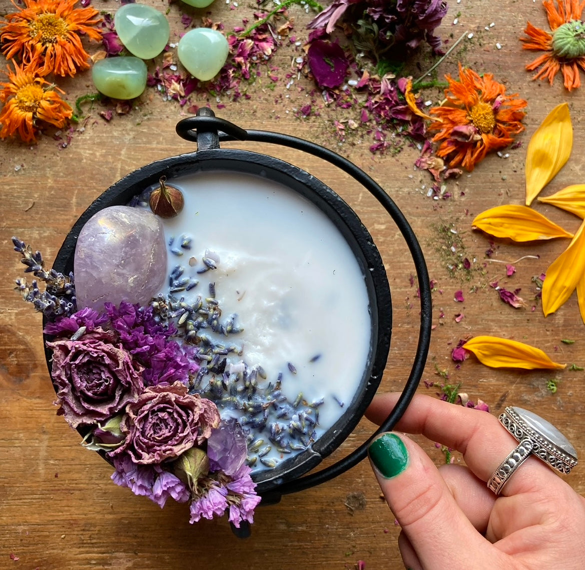 [in-person] DIY Cauldron Candle Workshop